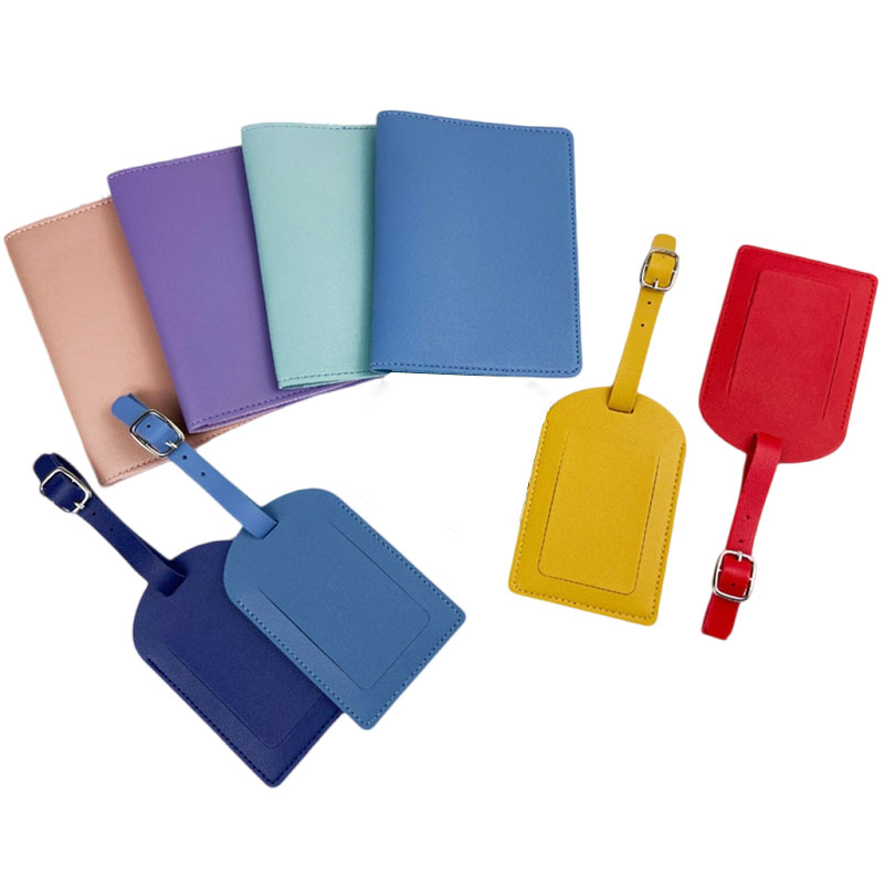 Podróżna okładka na paszport P – Travel Accessories Gift Set recenzja i cena
