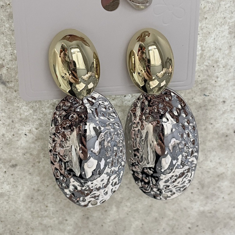 Metalowe owalne kolczyki dla k – Travel Accessories For Europe recenzja i cena